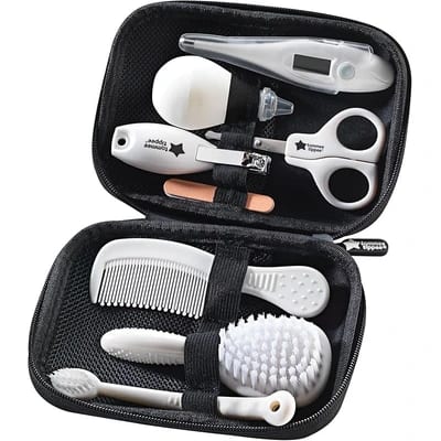 Tommee Tippee newborn healthcare and grooming kit